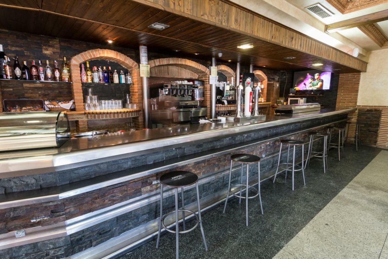 פלאסנסיה Oyo Hotel Los Alamos מראה חיצוני תמונה