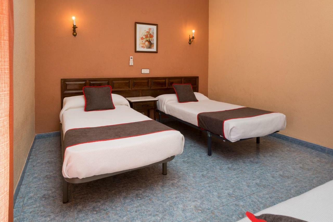 פלאסנסיה Oyo Hotel Los Alamos מראה חיצוני תמונה