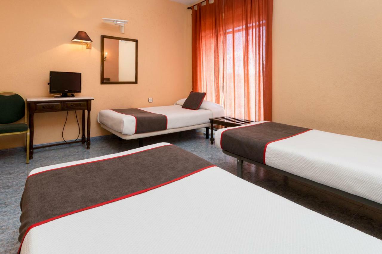 פלאסנסיה Oyo Hotel Los Alamos מראה חיצוני תמונה